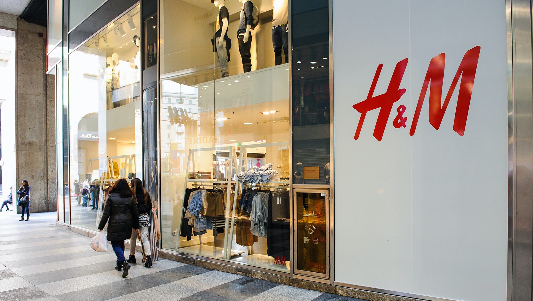 H&M Q2 2026: Sales Fall 1% as European Demand Stalls Recovery