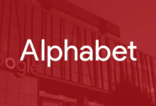 Alphabet Stock Drops 3.79% as Antitrust Fears Meet Bullish Cloud Bets