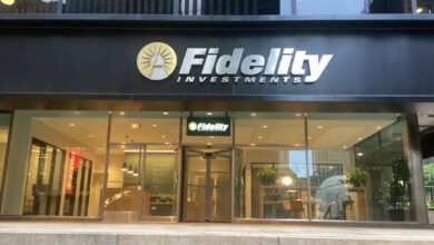 Fidelity's ETF Surge: $850M ESG Debut Meets Bitcoin Inflow Rebound